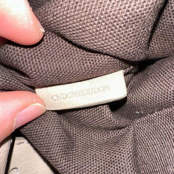 Burberry Smoked Check Medium Walden Belted Hobo Handbag - Picture 13 of 16